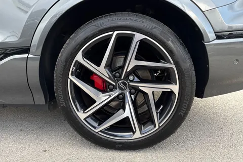 KN25YLH Audi Q6 E-Tron Q6 SUV Edition 1 e-tron  185,00 kW Thumbnail #13