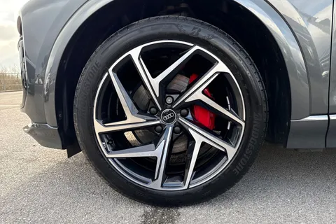 KN25YLH Audi Q6 E-Tron Q6 SUV Edition 1 e-tron  185,00 kW Thumbnail #14