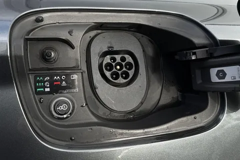 KN25YLH Audi Q6 E-Tron Q6 SUV Edition 1 e-tron  185,00 kW Thumbnail #27