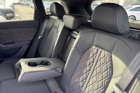 KN25YLH Audi Q6 E-Tron Q6 SUV Edition 1 e-tron  185,00 kW Thumbnail #35