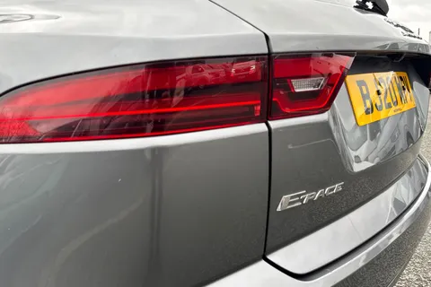 BJ20WPV Jaguar E-Pace 2.0 D180 Chequered Flag Auto AWD Euro 6 (s/s) 5dr Thumbnail #8