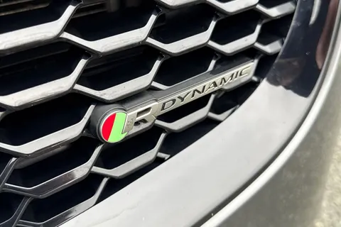 BJ20WPV Jaguar E-Pace 2.0 D180 Chequered Flag Auto AWD Euro 6 (s/s) 5dr Thumbnail #25