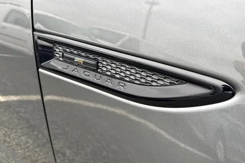 BJ20WPV Jaguar E-Pace 2.0 D180 Chequered Flag Auto AWD Euro 6 (s/s) 5dr Thumbnail #28