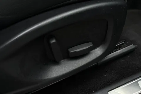 BJ20WPV Jaguar E-Pace 2.0 D180 Chequered Flag Auto AWD Euro 6 (s/s) 5dr Thumbnail #30