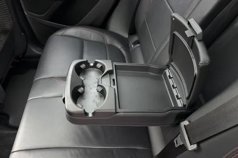 BJ20WPV Jaguar E-Pace 2.0 D180 Chequered Flag Auto AWD Euro 6 (s/s) 5dr Thumbnail #38