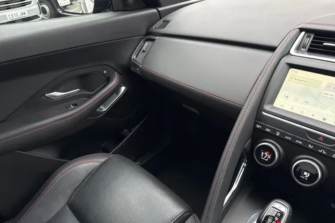 BJ20WPV Jaguar E-Pace 2.0 D180 Chequered Flag Auto AWD Euro 6 (s/s) 5dr Thumbnail #55