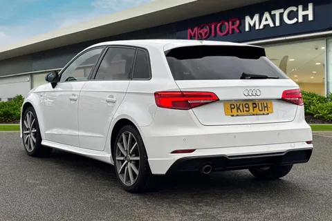 PK19PUH Audi A3 1.0 TFSI 30 Black Edition Sportback Euro 6 (s/s) 5dr Thumbnail #3