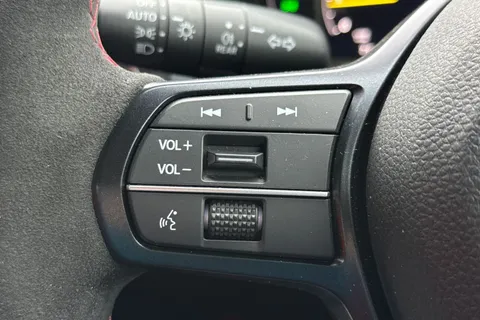 DK74OLR Honda Civic 2.0 VTEC Turbo Type R 5dr Thumbnail #43