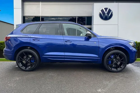 Volkswagen Touareg 3.0 V6 TSI eHybrid 14.3kWh R Tiptronic 4Motion Euro 6 (s/s) 5dr Thumbnail #4