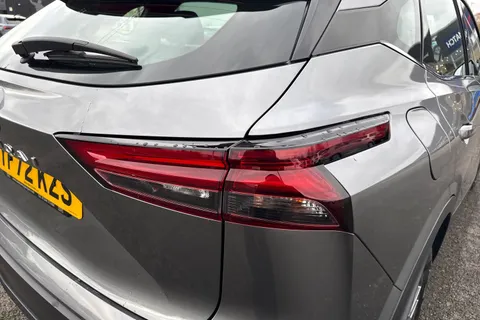 YF72KZS Nissan Qashqai 1.3 DIG-T MHEV Acenta Premium XTRON Euro 6 (s/s) 5dr Thumbnail #9