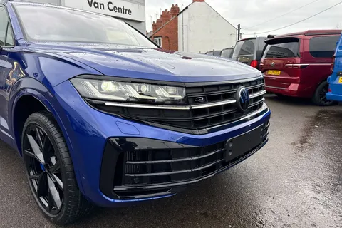Volkswagen Touareg 3.0 V6 TSI eHybrid 14.3kWh R Tiptronic 4Motion Euro 6 (s/s) 5dr Thumbnail #9