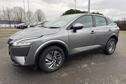 YF72KZS Nissan Qashqai 1.3 DIG-T MHEV Acenta Premium XTRON Euro 6 (s/s) 5dr Thumbnail #28