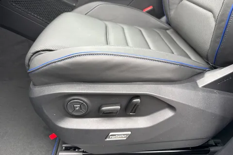 Volkswagen Touareg 3.0 V6 TSI eHybrid 14.3kWh R Tiptronic 4Motion Euro 6 (s/s) 5dr Thumbnail #41