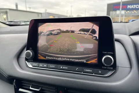 YF72KZS Nissan Qashqai 1.3 DIG-T MHEV Acenta Premium XTRON Euro 6 (s/s) 5dr Thumbnail #51