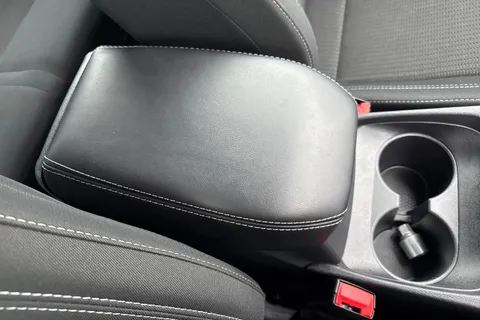 YF72KZS Nissan Qashqai 1.3 DIG-T MHEV Acenta Premium XTRON Euro 6 (s/s) 5dr Thumbnail #56