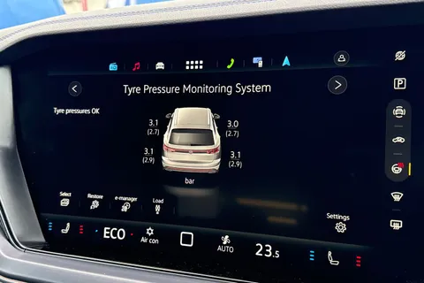Volkswagen Touareg 3.0 V6 TSI eHybrid 14.3kWh R Tiptronic 4Motion Euro 6 (s/s) 5dr Thumbnail #59