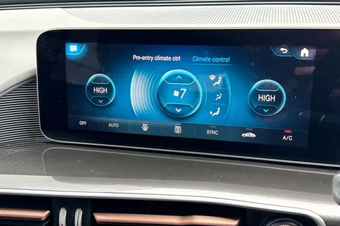 GU70LHJ Mercedes-Benz Eqc EQC 400 80kWh AMG Line Auto 4MATIC 5dr Thumbnail #23