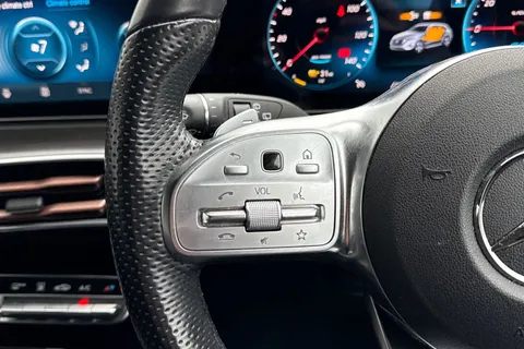 GU70LHJ Mercedes-Benz Eqc EQC 400 80kWh AMG Line Auto 4MATIC 5dr Thumbnail #47