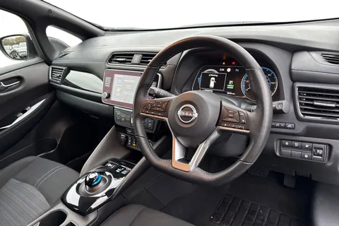 WK23UCL Nissan Leaf 39kWh N-Connecta Auto 5dr Thumbnail #9