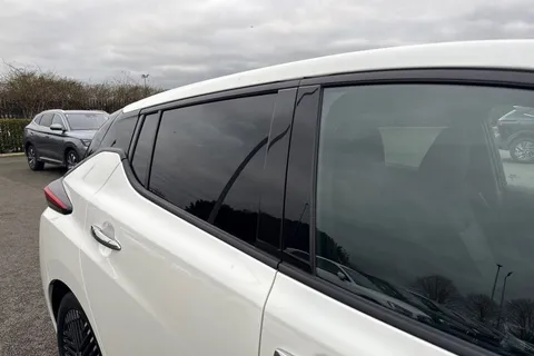 WK23UCL Nissan Leaf 39kWh N-Connecta Auto 5dr Thumbnail #36