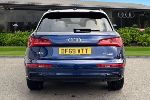 DF69VTT Audi Q5 Black Edition 45 TFSI quattro 245 PS S tronic Thumbnail #5