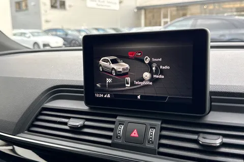 DF69VTT Audi Q5 Black Edition 45 TFSI quattro 245 PS S tronic Thumbnail #33