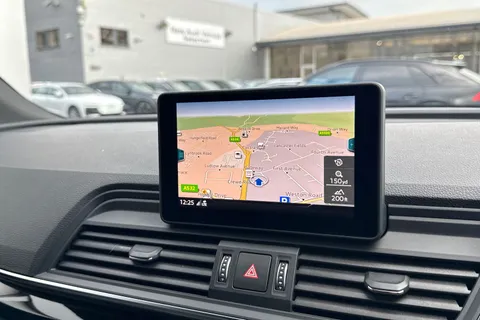 DF69VTT Audi Q5 Black Edition 45 TFSI quattro 245 PS S tronic Thumbnail #43