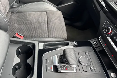 DF69VTT Audi Q5 Black Edition 45 TFSI quattro 245 PS S tronic Thumbnail #47