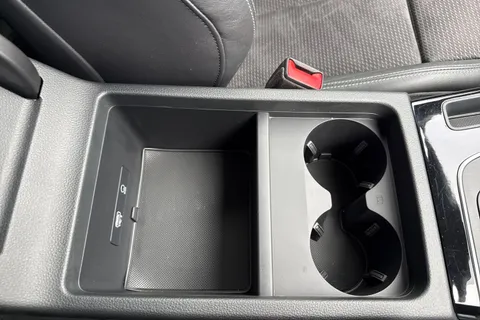 DF69VTT Audi Q5 Black Edition 45 TFSI quattro 245 PS S tronic Thumbnail #48