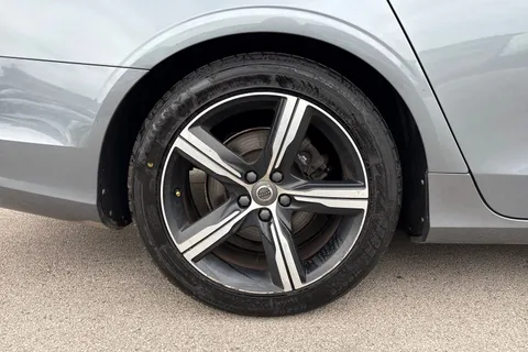 FL18SDO Volvo S90 2.0 D4 R-Design Auto Euro 6 (s/s) 4dr Thumbnail #10