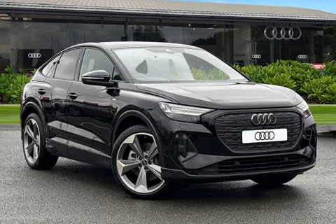  Audi Q4 e-tron 40 Black Edition Sportback Auto 5dr 63kWh Thumbnail #2