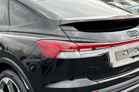  Audi Q4 e-tron 40 Black Edition Sportback Auto 5dr 63kWh Thumbnail #8