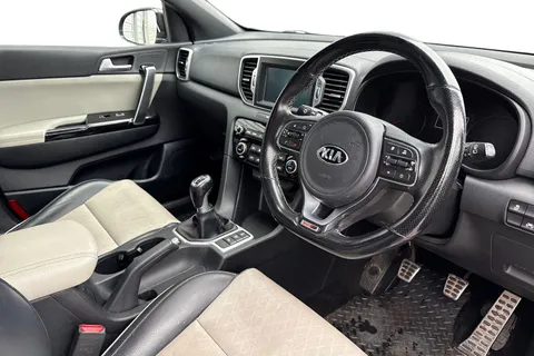 LD18URS Kia Sportage 2.0 CRDi GT-Line AWD Euro 6 5dr Thumbnail #15