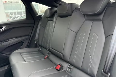  Audi Q4 e-tron 40 Black Edition Sportback Auto 5dr 63kWh Thumbnail #19