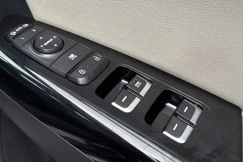 LD18URS Kia Sportage 2.0 CRDi GT-Line AWD Euro 6 5dr Thumbnail #40