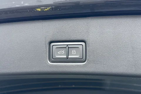  Audi Q4 e-tron 40 Black Edition Sportback Auto 5dr 63kWh Thumbnail #46