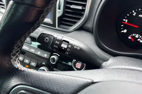 LD18URS Kia Sportage 2.0 CRDi GT-Line AWD Euro 6 5dr Thumbnail #50