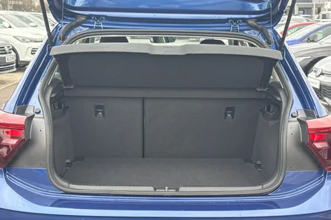 GJ25SVZ Volkswagen Polo 1.0 TSI Life 5dr DSG Thumbnail #8