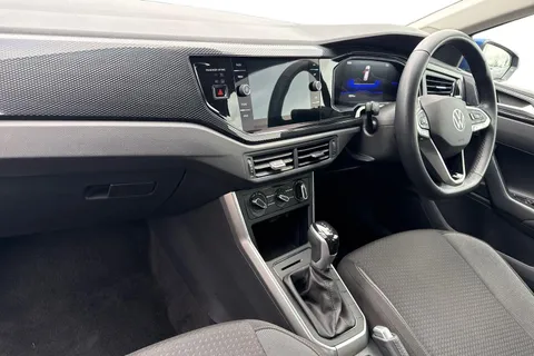 GJ25SVZ Volkswagen Polo 1.0 TSI Life 5dr DSG Thumbnail #16