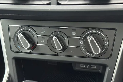 GJ25SVZ Volkswagen Polo 1.0 TSI Life 5dr DSG Thumbnail #23