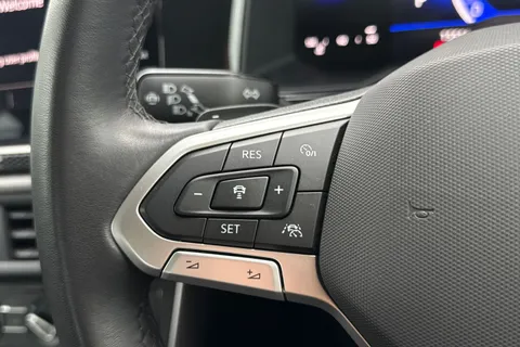 GJ25SVZ Volkswagen Polo 1.0 TSI Life 5dr DSG Thumbnail #30