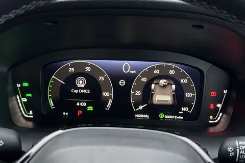 RX75UKO Honda ZR-V 2.0 eHEV Elegance 5dr CVT Thumbnail #20