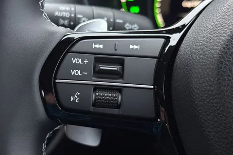 RX75UKO Honda ZR-V 2.0 eHEV Elegance 5dr CVT Thumbnail #35