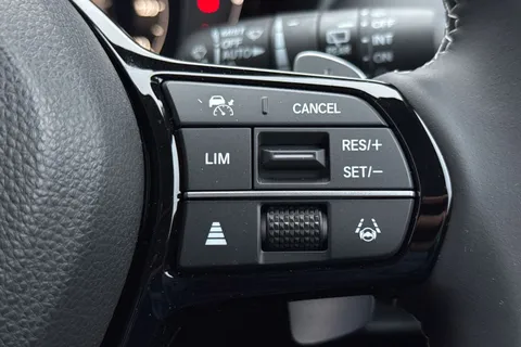 RX75UKO Honda ZR-V 2.0 eHEV Elegance 5dr CVT Thumbnail #36