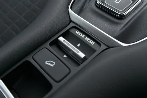 RX75UKO Honda ZR-V 2.0 eHEV Elegance 5dr CVT Thumbnail #39