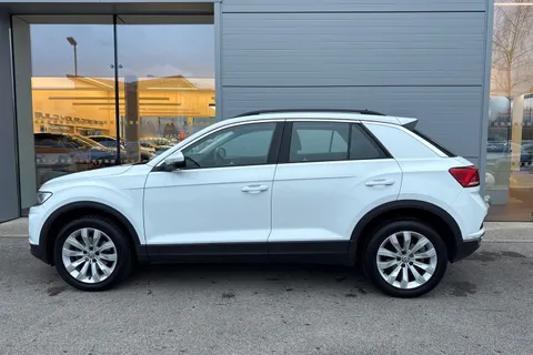 LY19AFO Volkswagen T-Roc 1.6 TDI SE Euro 6 (s/s) 5dr Thumbnail #32