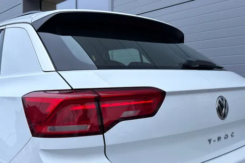 LY19AFO Volkswagen T-Roc 1.6 TDI SE Euro 6 (s/s) 5dr Thumbnail #38