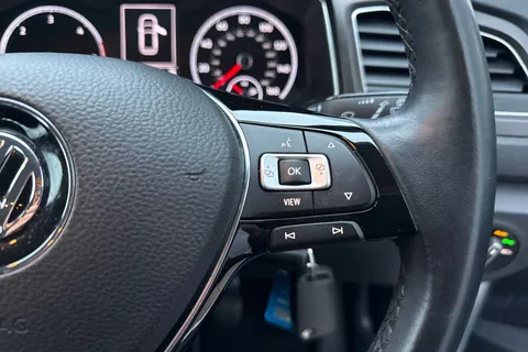 LY19AFO Volkswagen T-Roc 1.6 TDI SE Euro 6 (s/s) 5dr Thumbnail #54