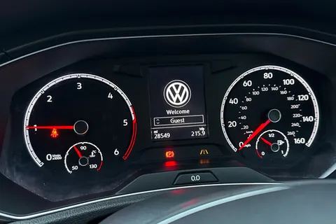 LY19AFO Volkswagen T-Roc 1.6 TDI SE Euro 6 (s/s) 5dr Thumbnail #56