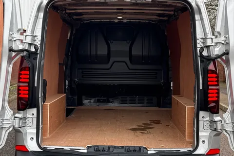 BJ25ZZC Volkswagen Transporter 2.0 TDI 150 Commerce Van Auto Thumbnail #7